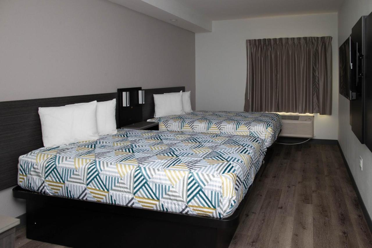 6 Ca San Bernardino East Hotel